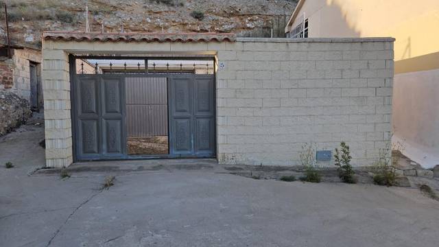 Nave industrial en Venta en Machacaeras en Barajas de Melo