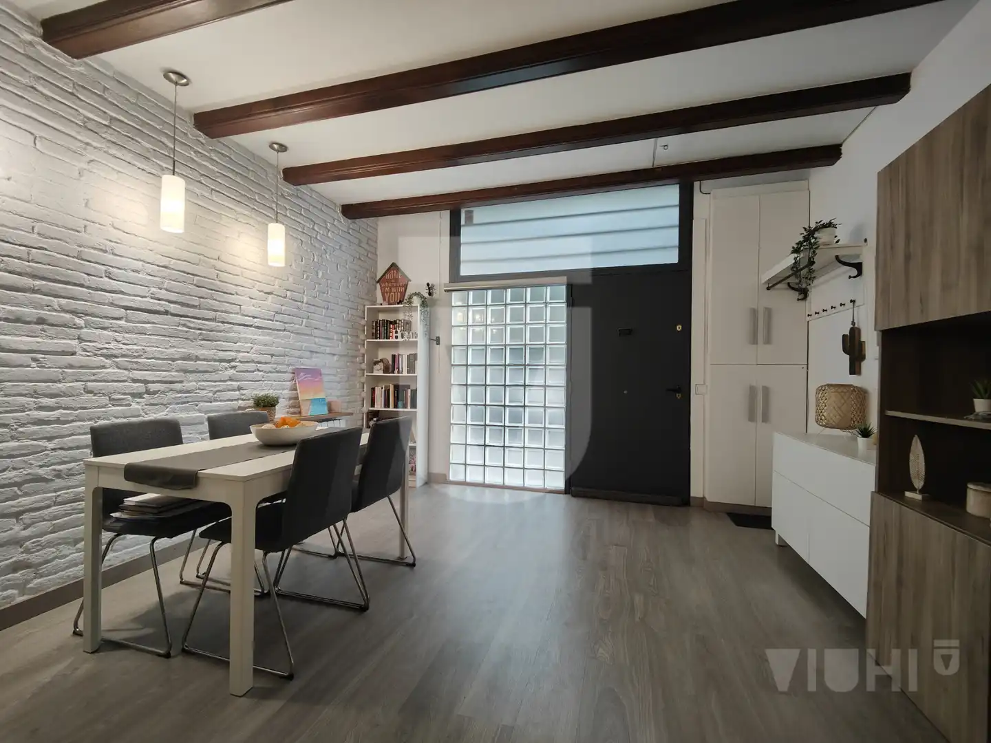 Planta baixa en venda en Barcelona amb Calefacció, Parquet i Forn