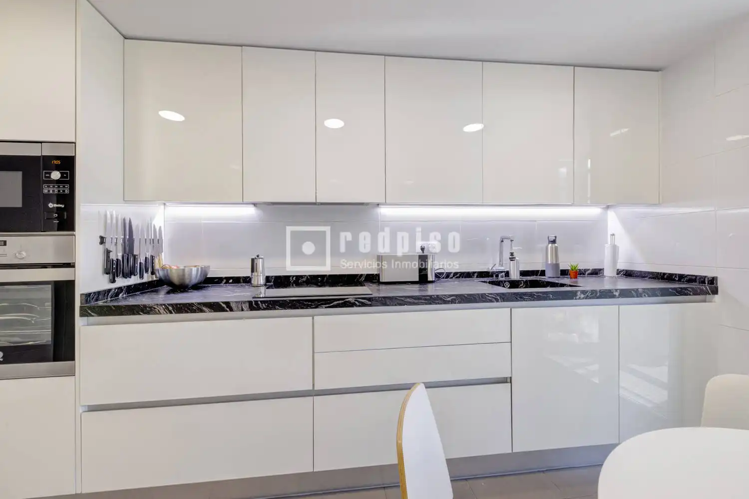 Kitchen of Flat for sale in Boadilla del Monte  with Air Conditioner, Heating and Private garden