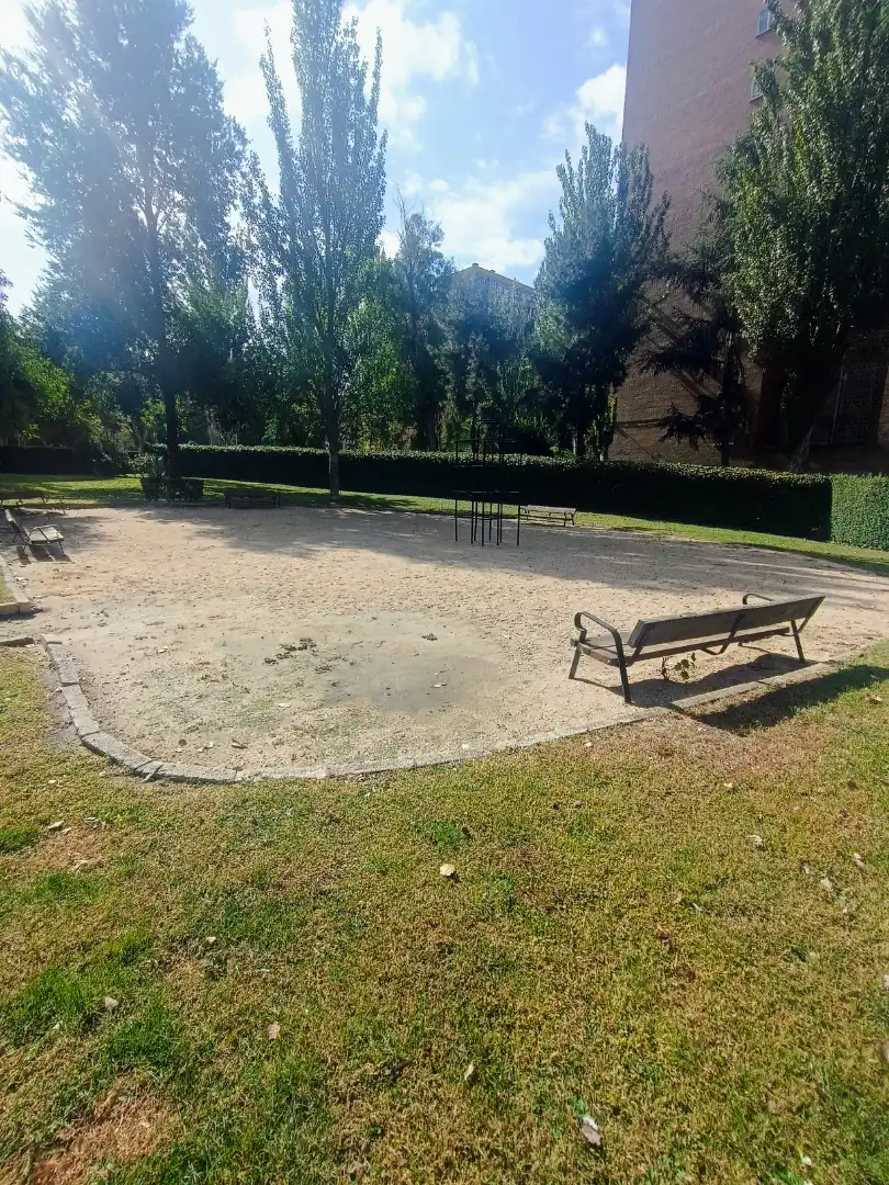 Aparcament de Pis en venda en Coslada amb Calefacció i Terrassa