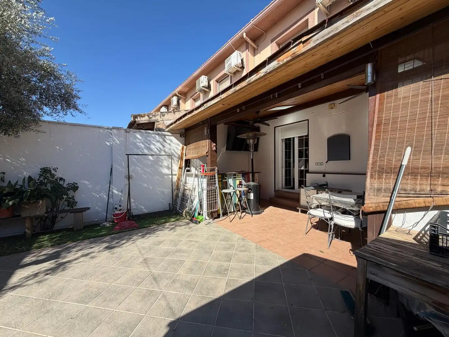 Terrassa de Casa adosada en venda en San Martín de la Vega amb Aire condicionat, Calefacció i Moblat