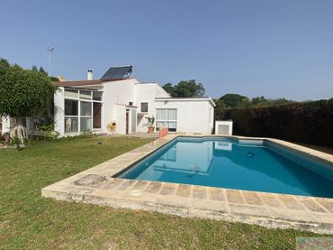 Villa avec piscine à vendre à Selwo