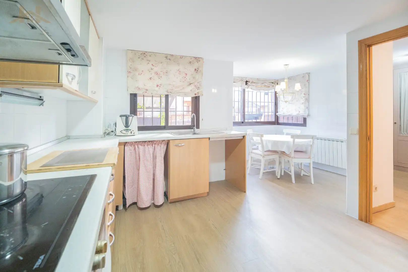 Cocina de Casa adosada en venta en Valdemoro con Jardín privado y Piscina comunitaria