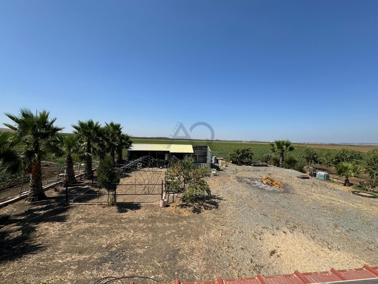 Finca rústica en venda en Las Cabezas de San Juan amb Piscina comunitària