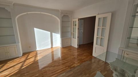 Foto 5 de Piso de alquiler en Calle de Silvano, Canillas, Madrid