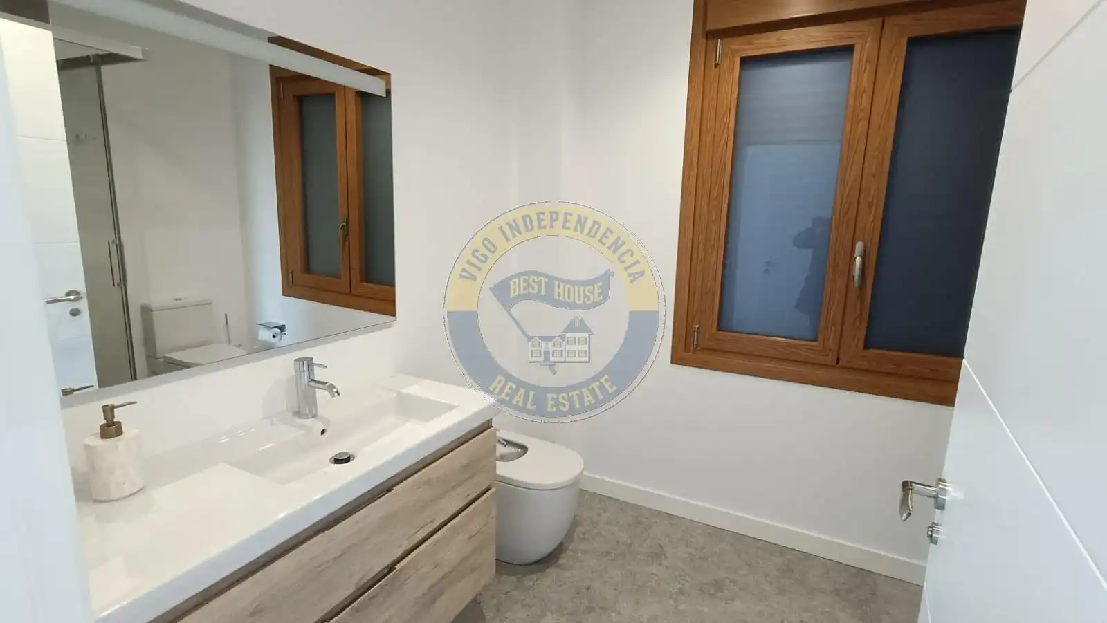 Baño de Casa o chalet en venta en Vigo  con Jardín privado, Terraza y Trastero