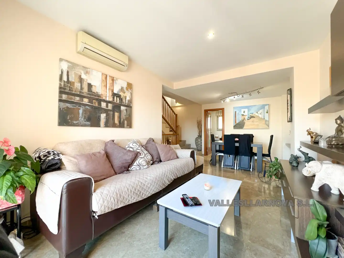 Vista exterior de Casa o xalet en venda en Mollet del Vallès amb Aire condicionat, Calefacció i Jardí privat