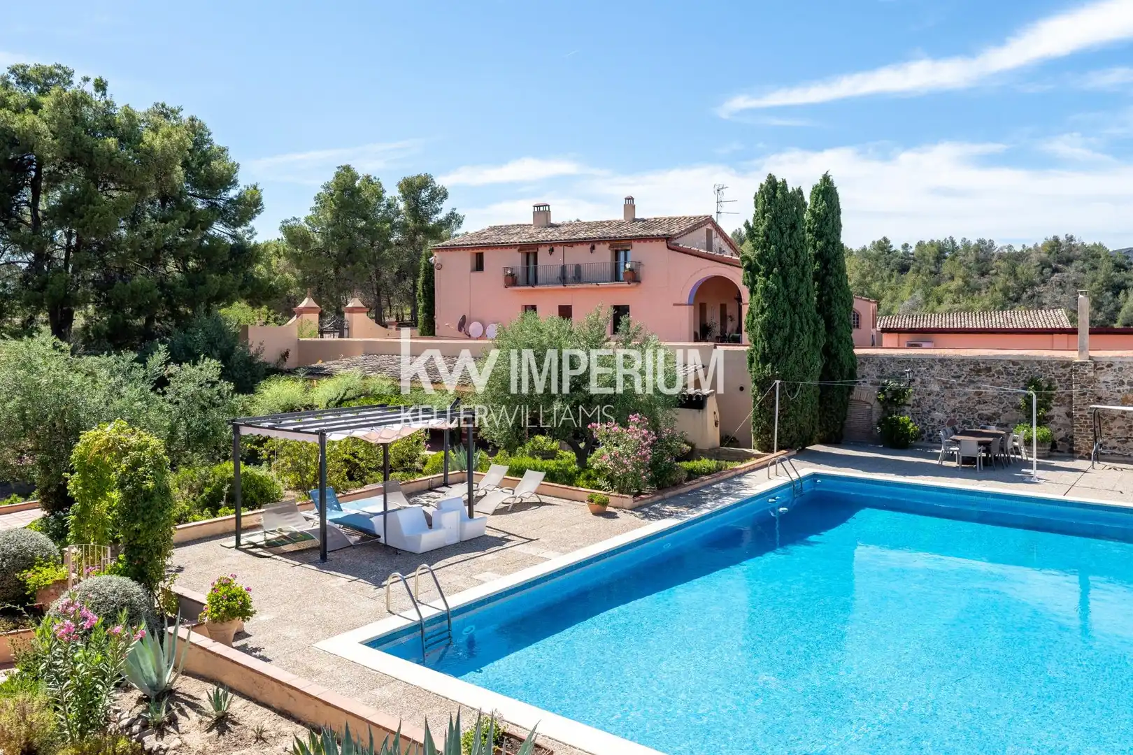 Vista exterior de Finca rústica en venda en El Molar (Tarragona) amb Aire condicionat, Calefacció i Jardí privat
