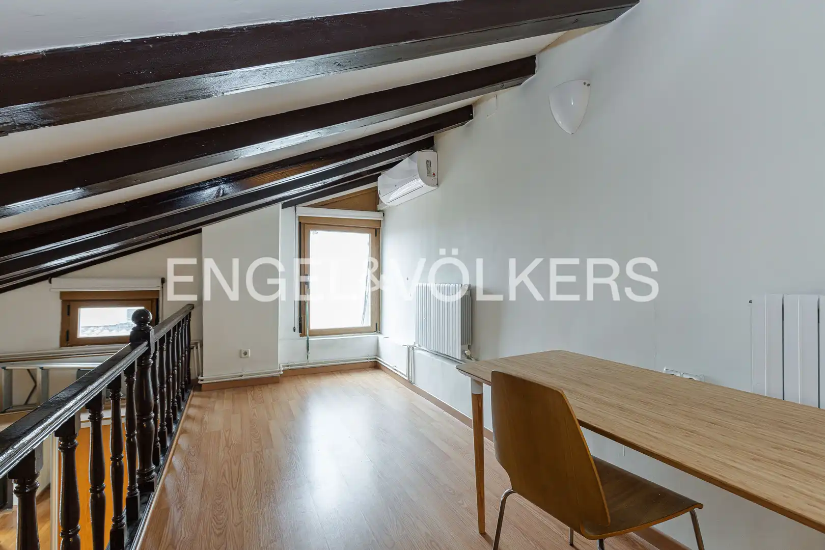 Balcony of Flat for sale in Madrid  with Air Conditioner, Heating and Furnished