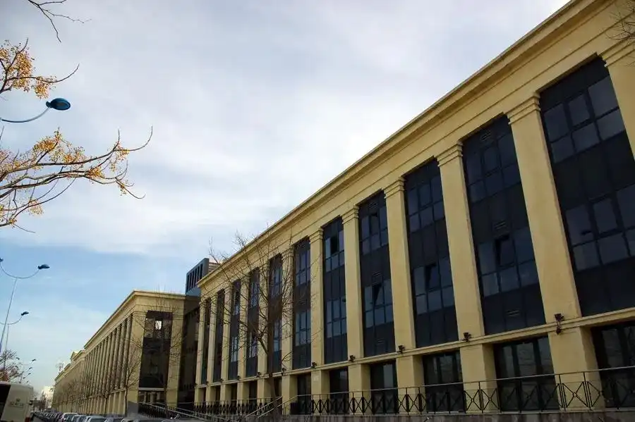 Vista exterior de Oficina en venta en Sevilla