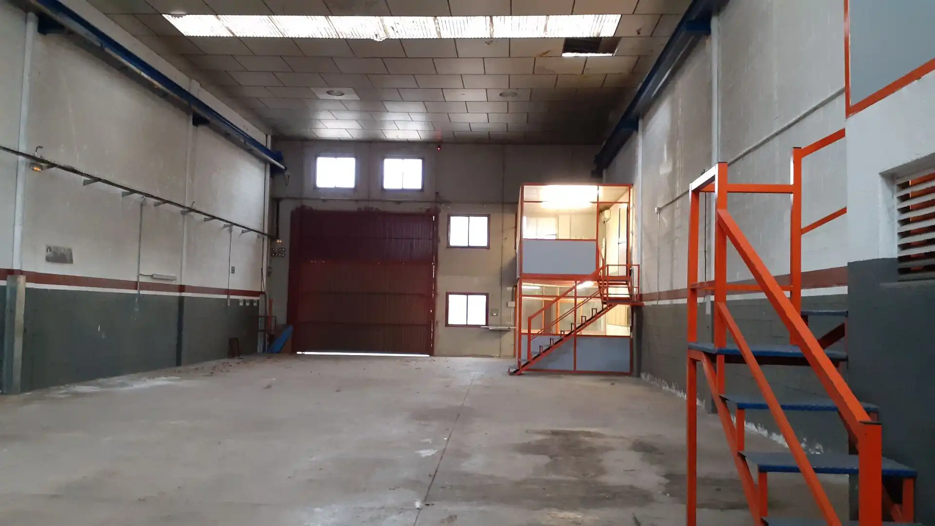 Nave industrial de alquiler en Santa Eulàlia de Ronçana