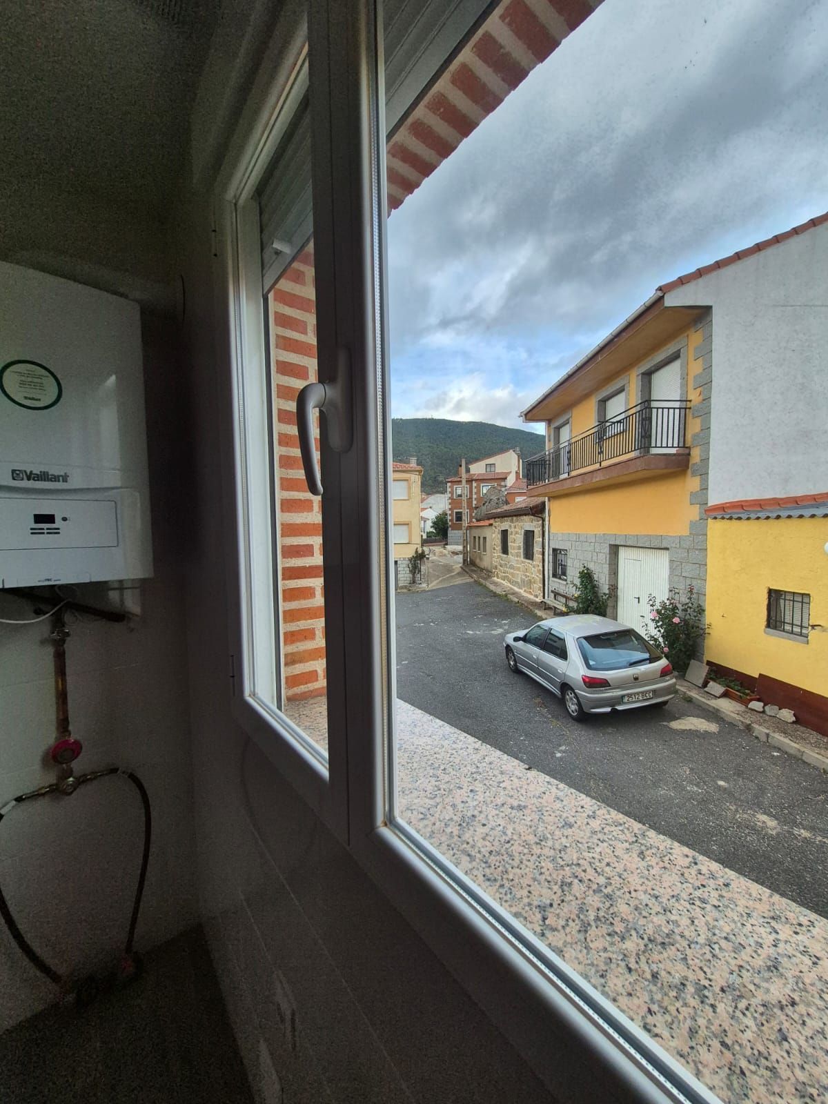 Vista exterior de Casa o chalet en venta en El Barraco  con Calefacción