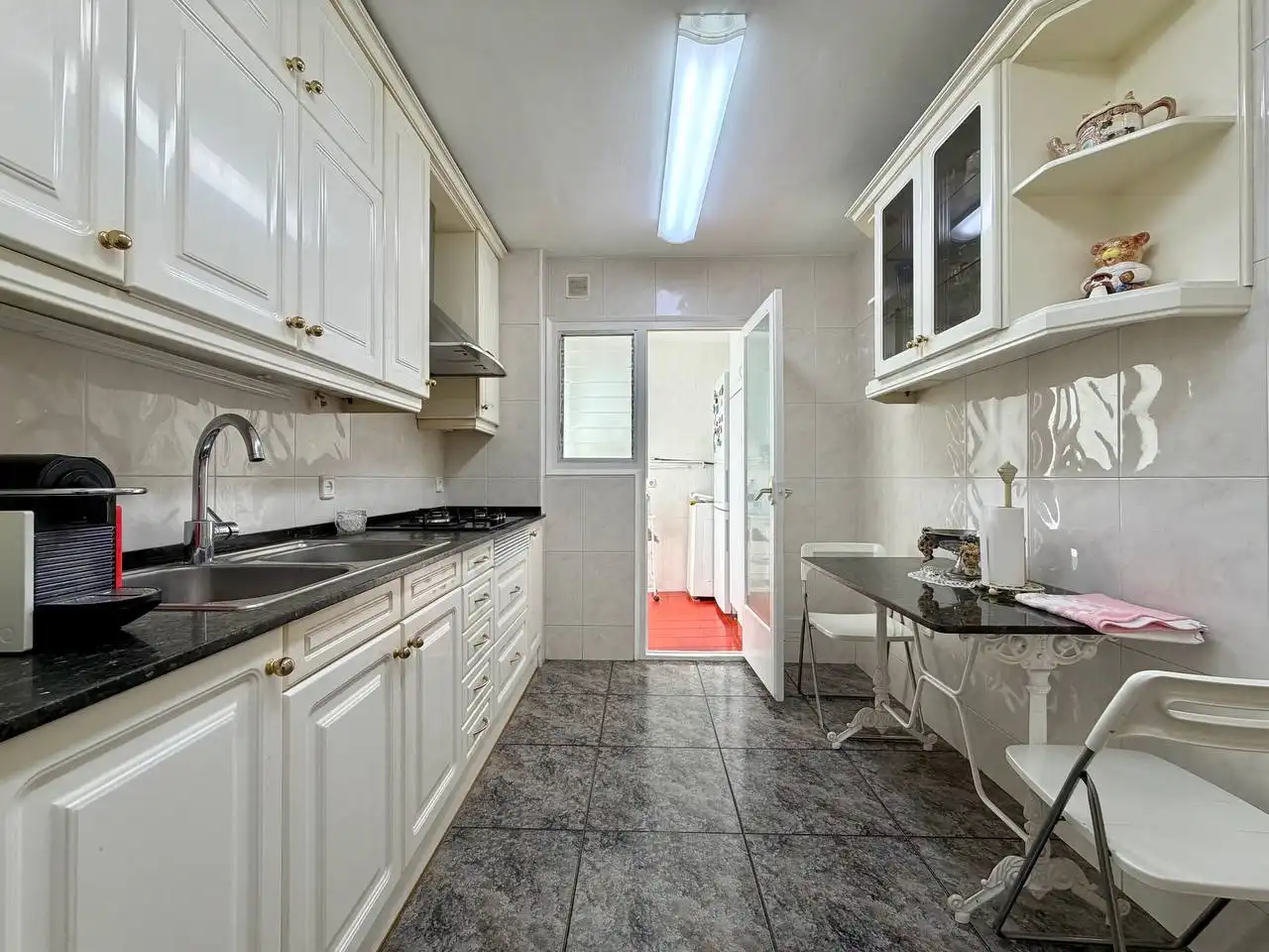 Cocina de Piso en venta en Barcelona con Aire acondicionado, Amueblado y Balcón