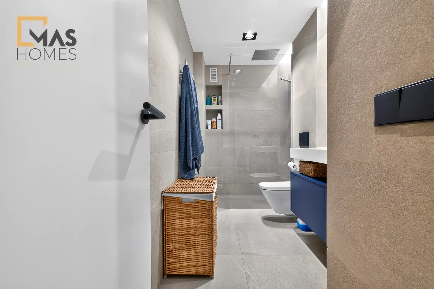 Baño de Piso en venta en Sant Cugat del Vallès con Aire acondicionado, Calefacción y Jardín privado