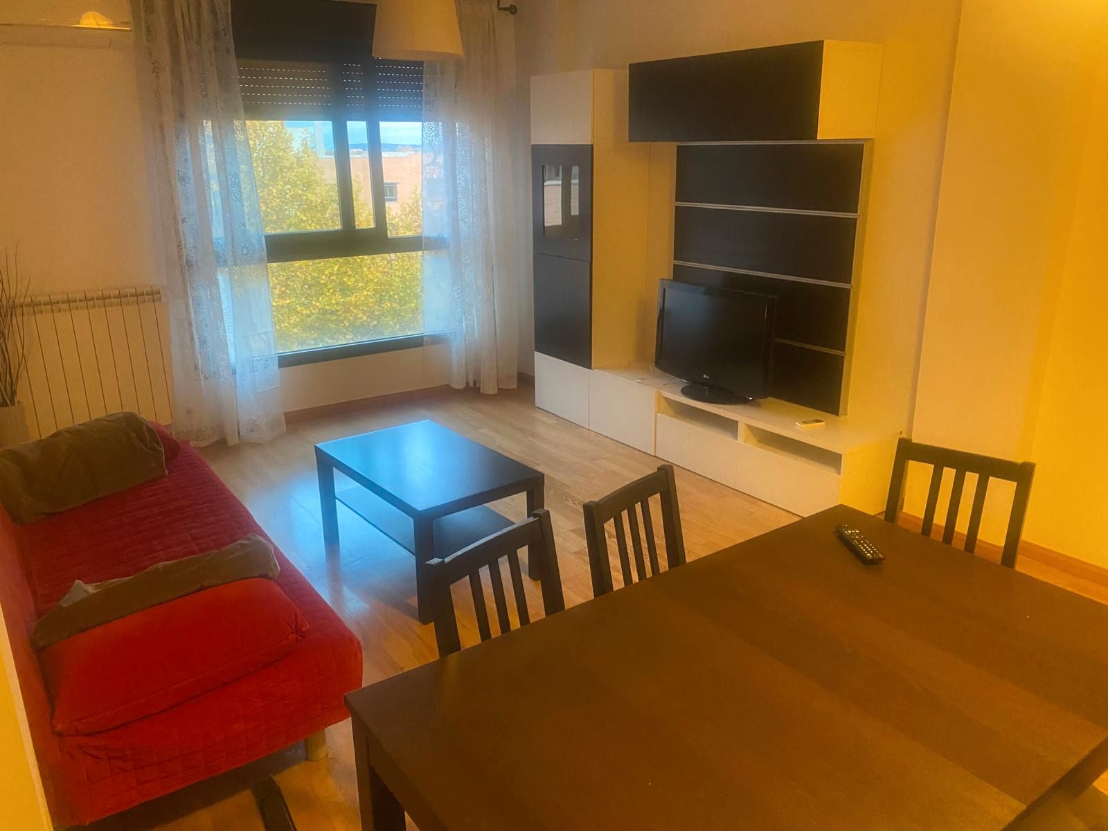 Living room of Flat for sale in Ciudad Real Capital  with Air Conditioner, Heating and Storage room