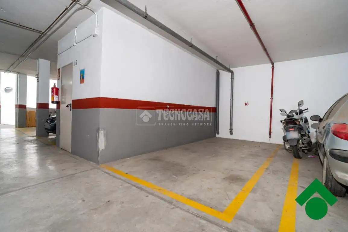 Parking de Piso en venta en Cártama con Aire acondicionado, Trastero y Balcón