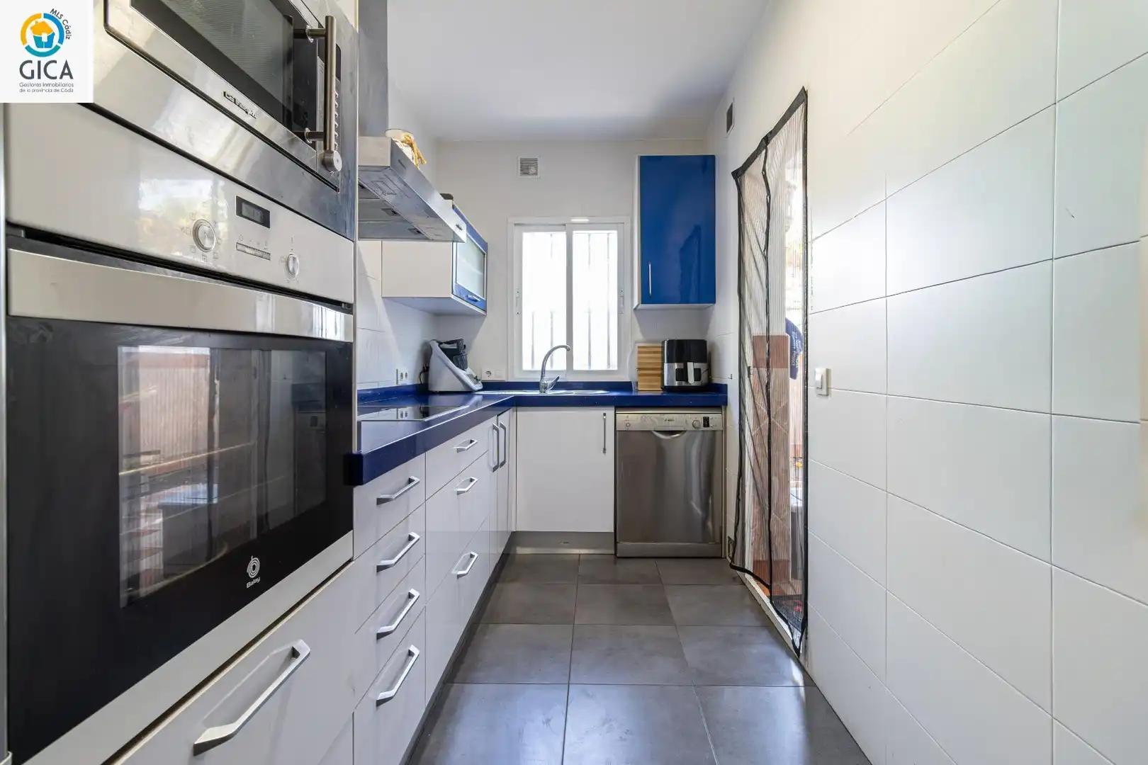 Casa aparellada amb terrassa en venda a El Retiro - Parque Atlántico - Ronda este, imagen 30