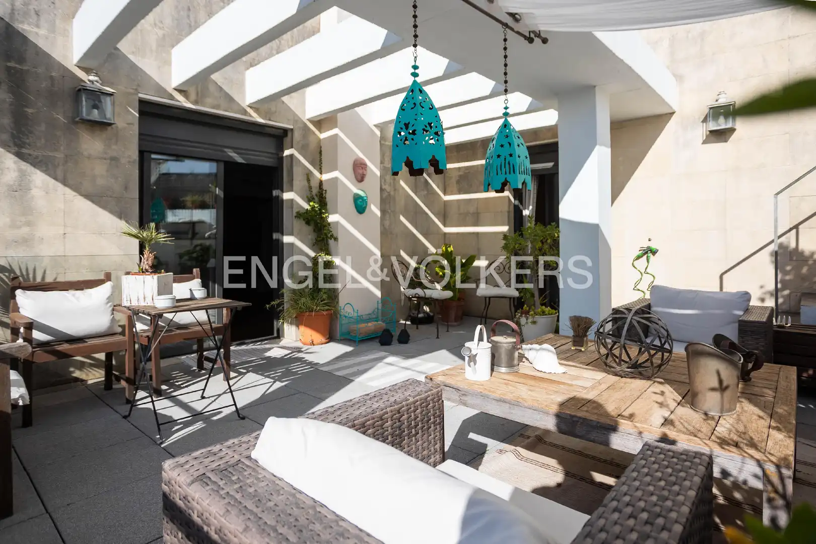 Terraza de Ático en venta en Camas con Aire acondicionado, Calefacción y Jardín privado