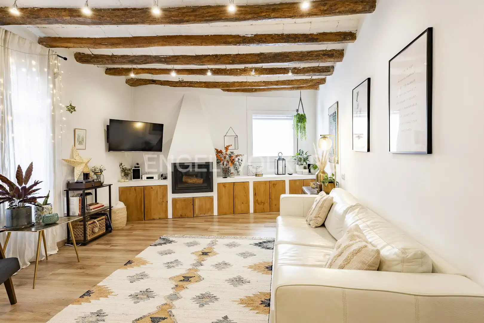 Living room of Houses for sale in Molins de Rei, Barcelona
