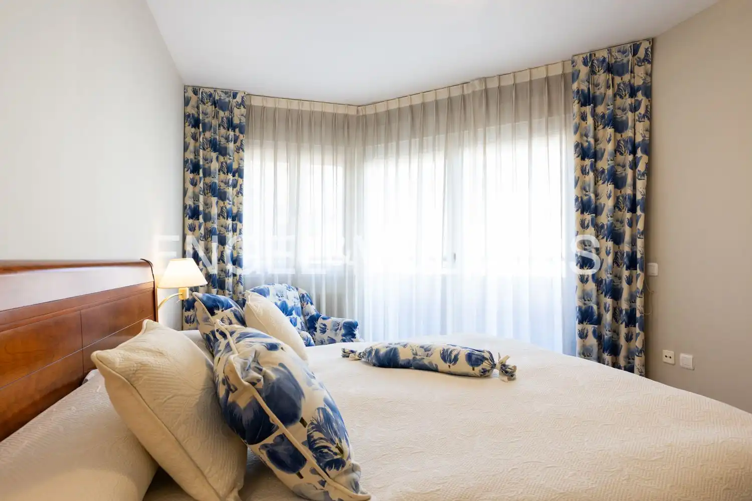 Habitación de Piso de alquiler en Valencia con Aire acondicionado, Calefacción y Parquet