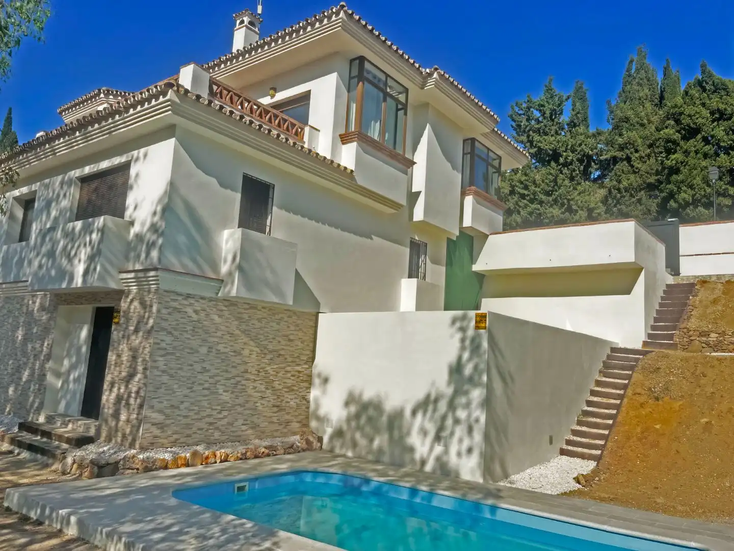 Casa con piscina en venta en Calle Las Mimosas 4, imagen 2