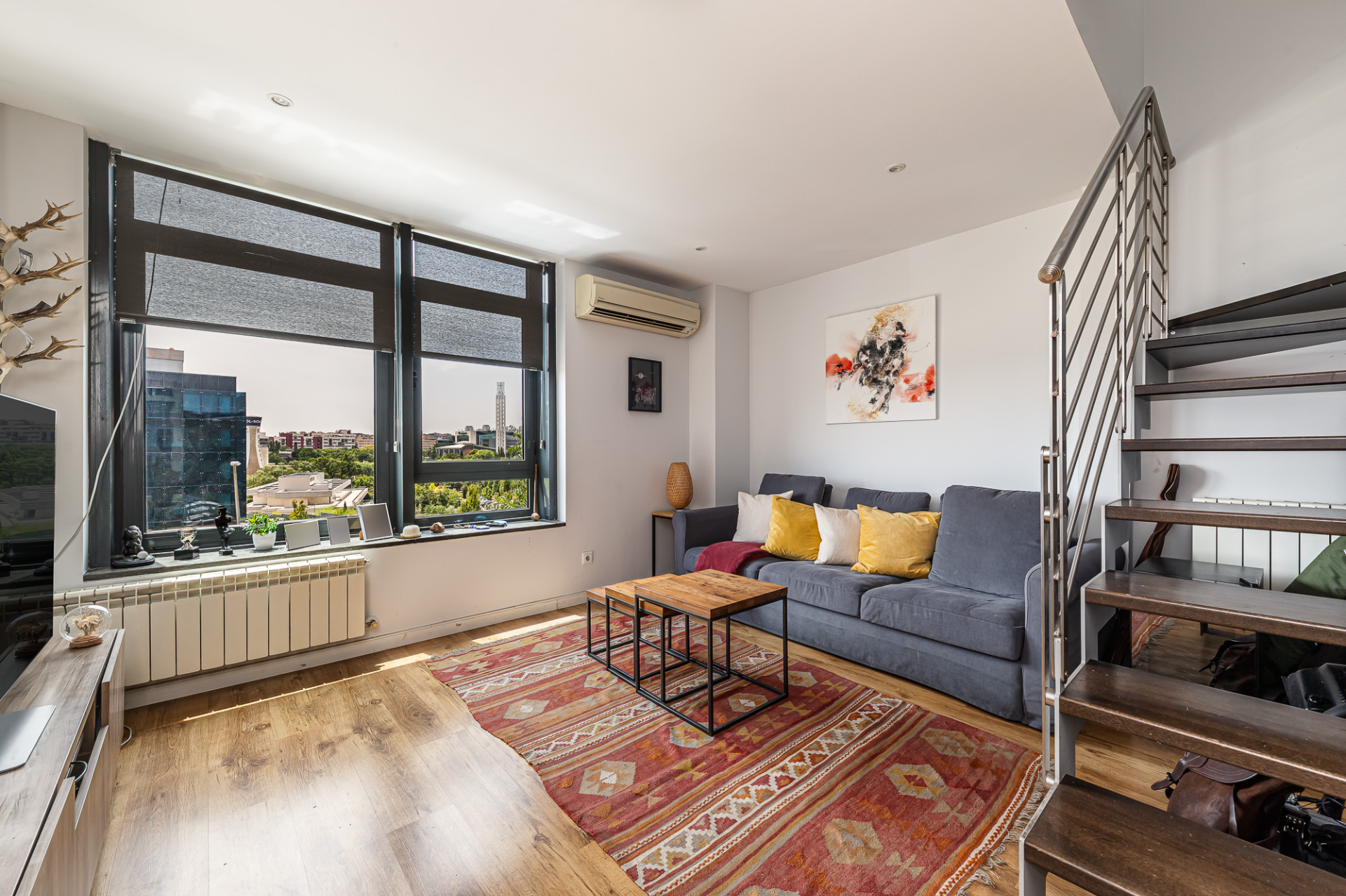 Living room of Apartment to rent in  Madrid Capital  with Air Conditioner, Heating and Furnished