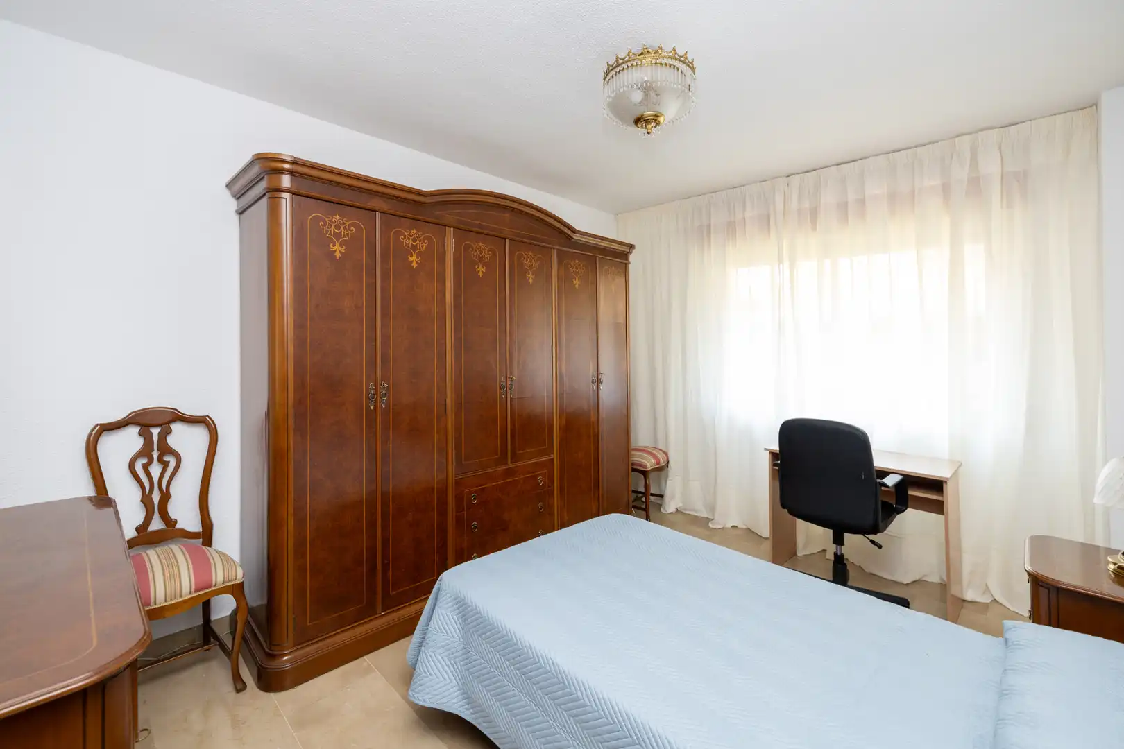 Habitación de Piso de alquiler en Granada con Aire acondicionado, Calefacción y Terraza
