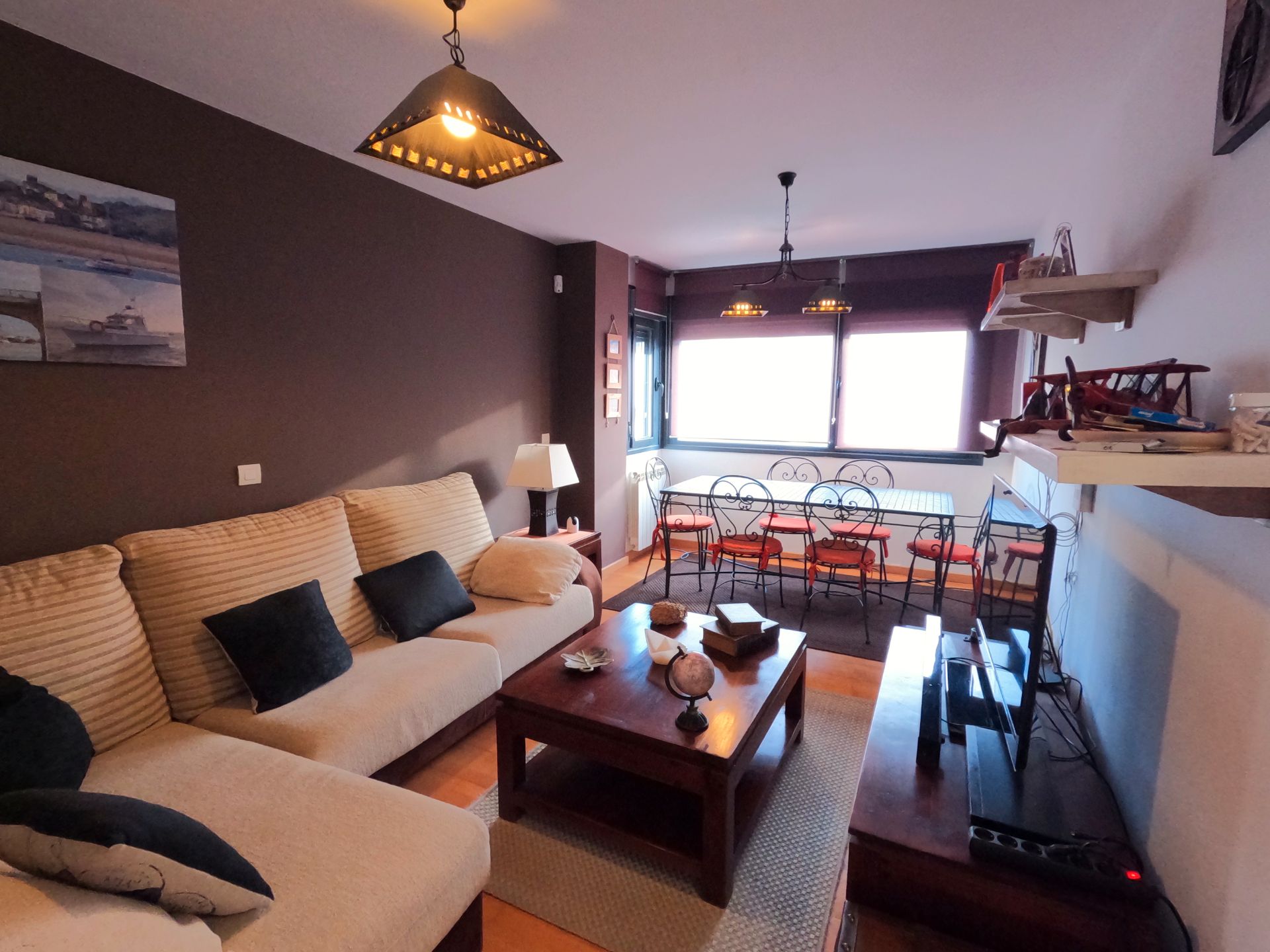 Sala de estar de Dúplex en venta en Piélagos con Calefacción, Parquet y Terraza