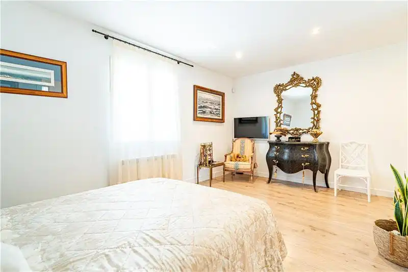 Habitación de Casa o chalet en venta en Calvià con Aire acondicionado, Calefacción y Jardín privado