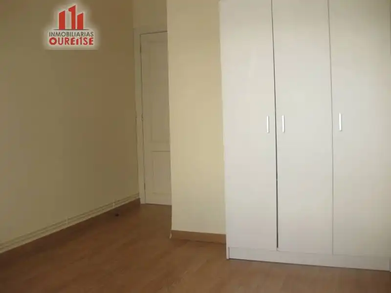 Dormitori de Edifici en venda en Barbadás