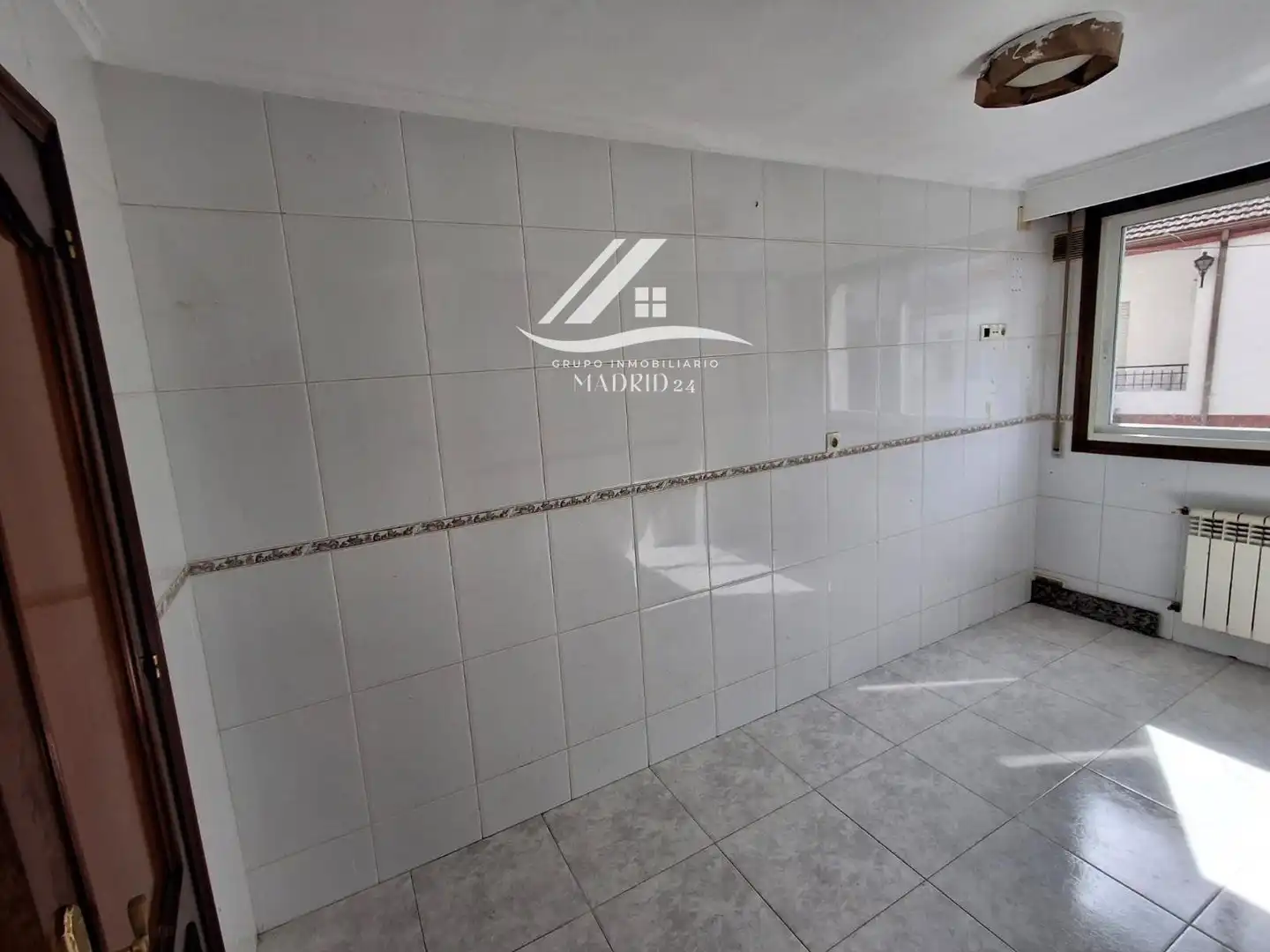 Flat with lift for sale in Calle del Aguila, imagen 4