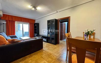 Living room of Flat for sale in Alcalá de Henares  with Air Conditioner and Terrace