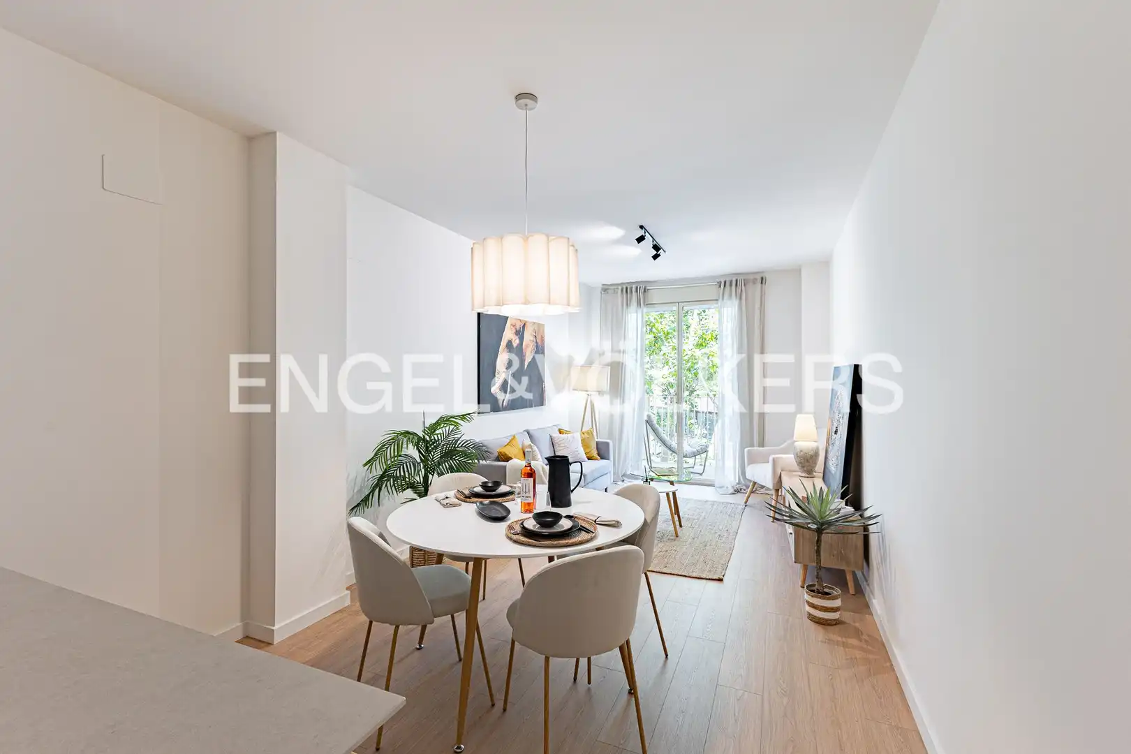 Exterior view of Flat for sale in Barcelona  with Air Conditioner, Heating and Parquet flooring