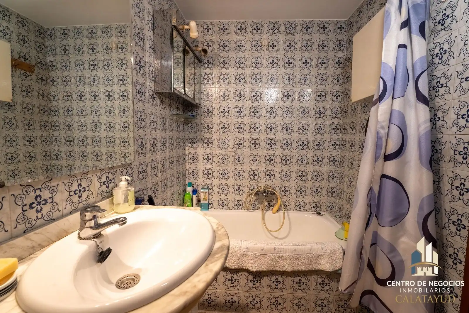 Badezimmer von Wohnung zum Verkauf in Calatayud mit Heizung, Terrasse und Möbliert