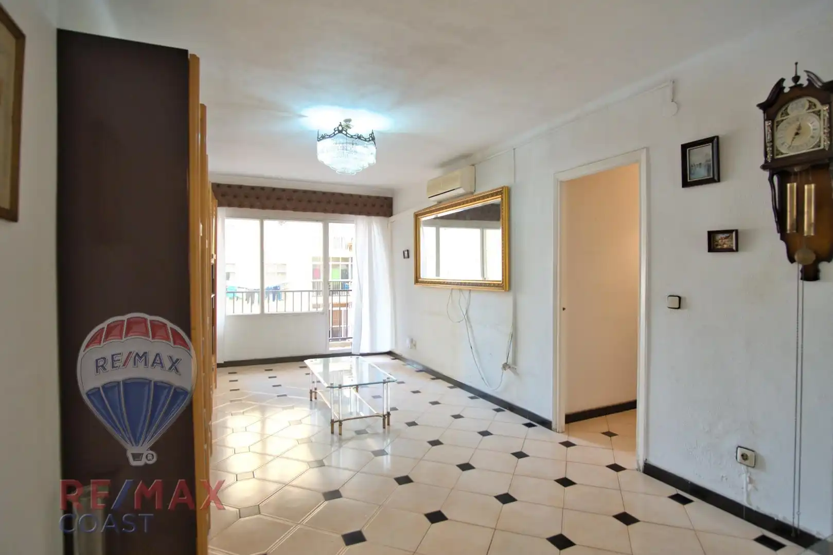 Piso en venta en Málaga con Terraza y Alarma