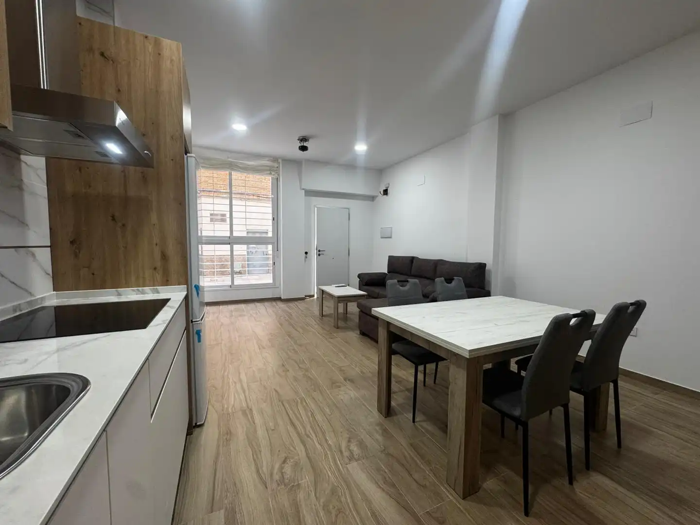 Living room of Flat for rent in Córdoba  with Air Conditioner, Heating and Balcony
