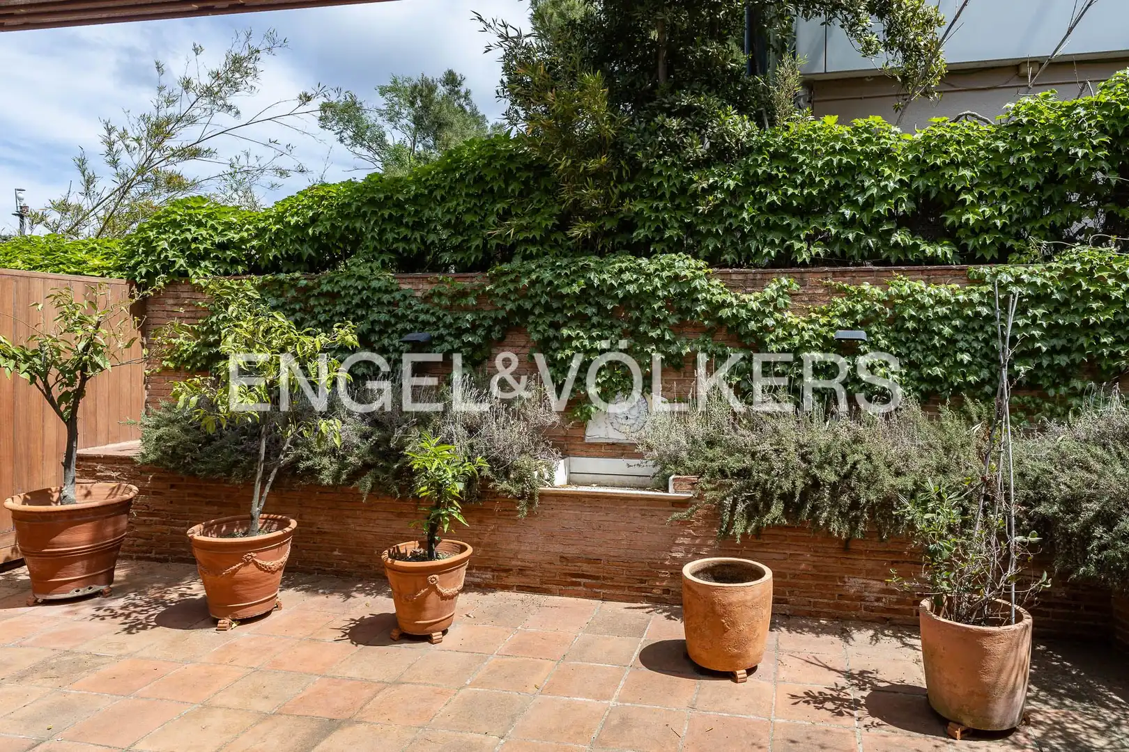 Terraza de Casa o chalet en venta en Barcelona con Aire acondicionado, Calefacción y Jardín privado
