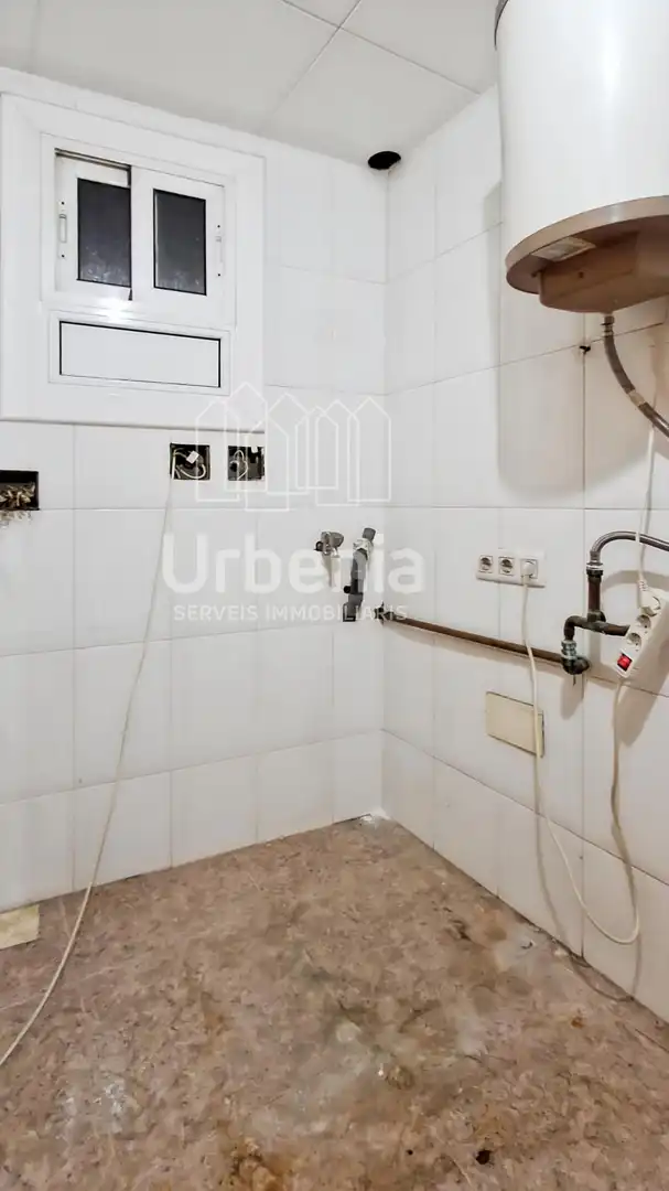 Baño de Piso en venta en Mataró con Calefacción