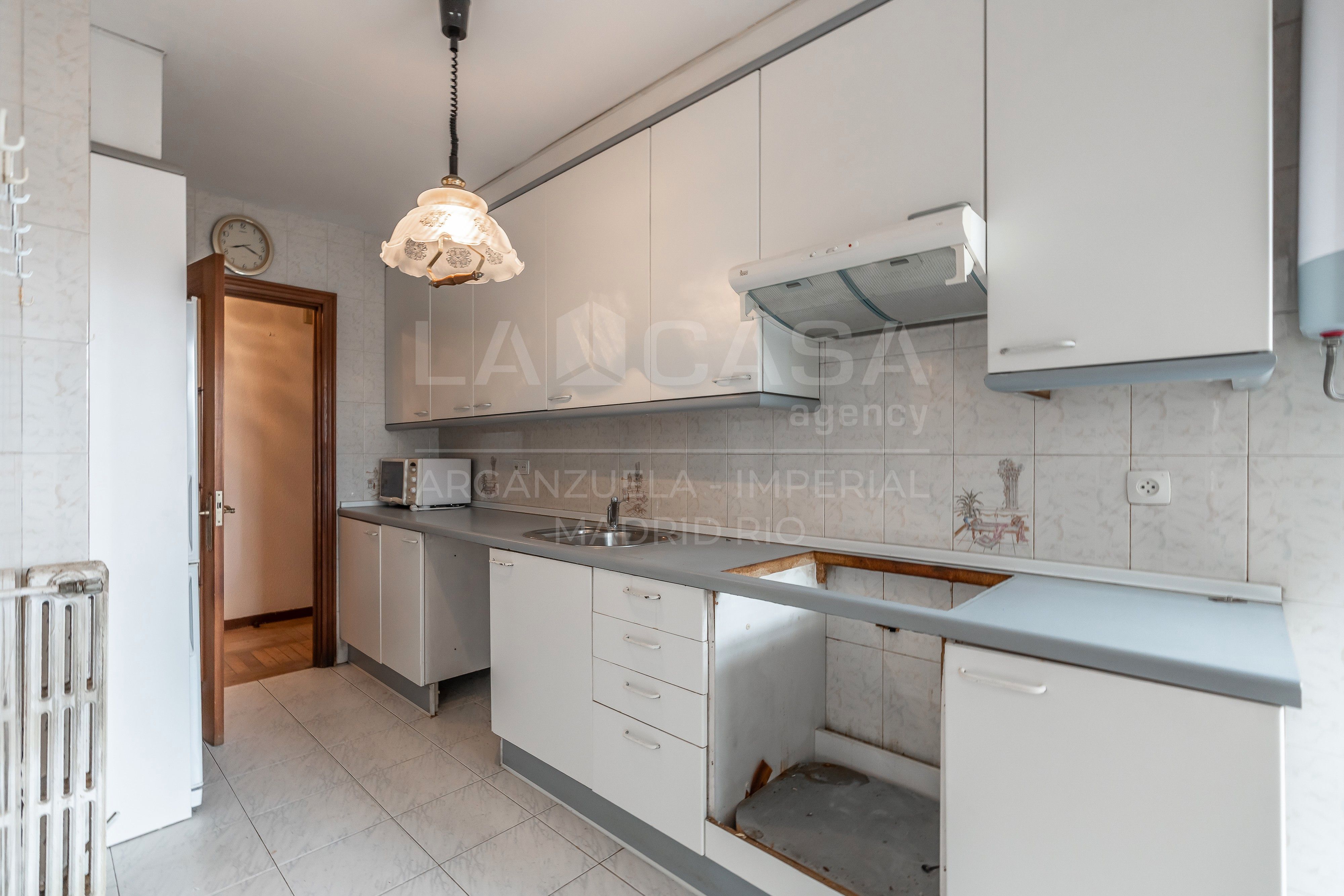 Cuina de Pis en venda en  Madrid Capital amb Calefacció i Terrassa