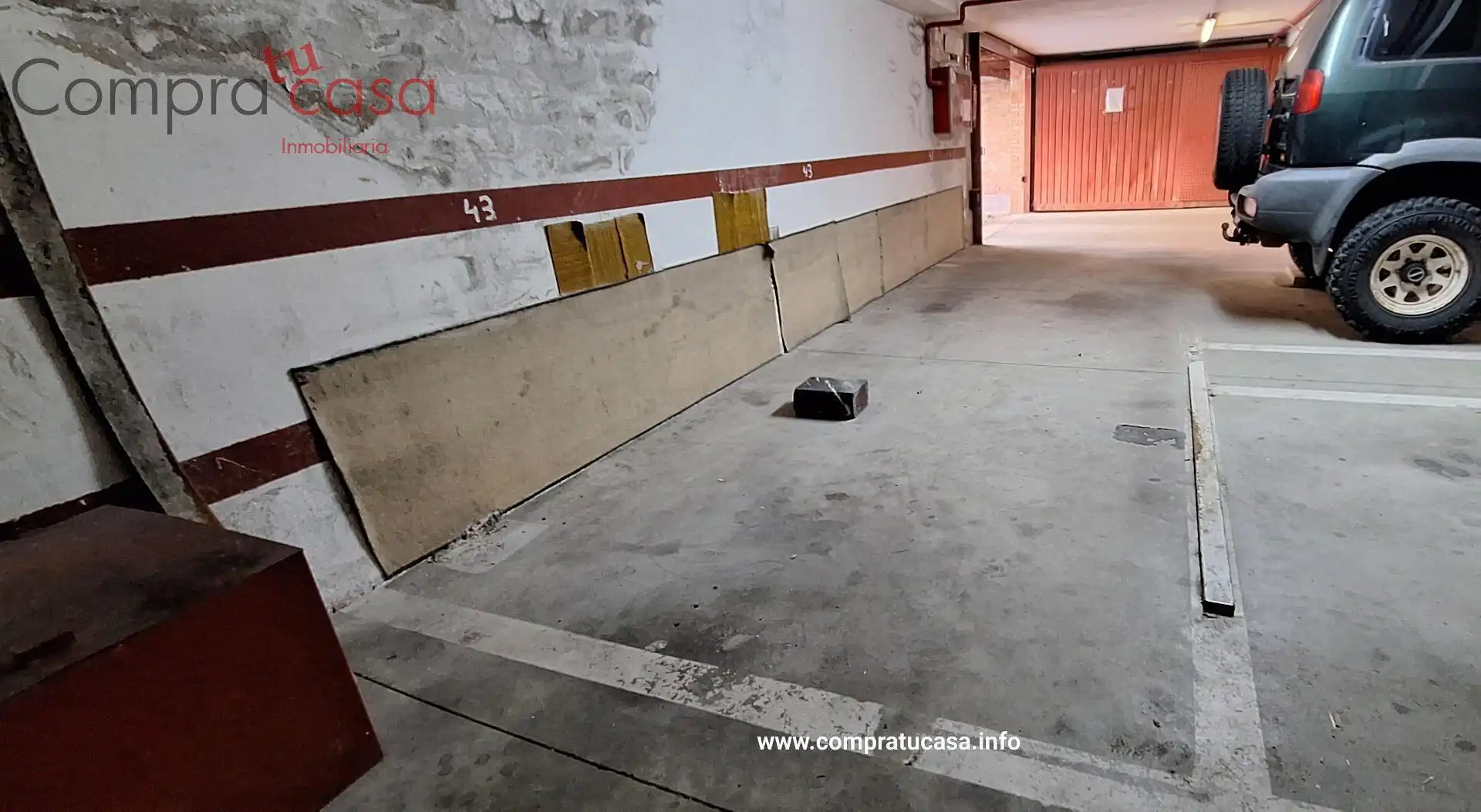 Aparcament de Pis en venda en Segovia amb Parquet, Traster i Alarma