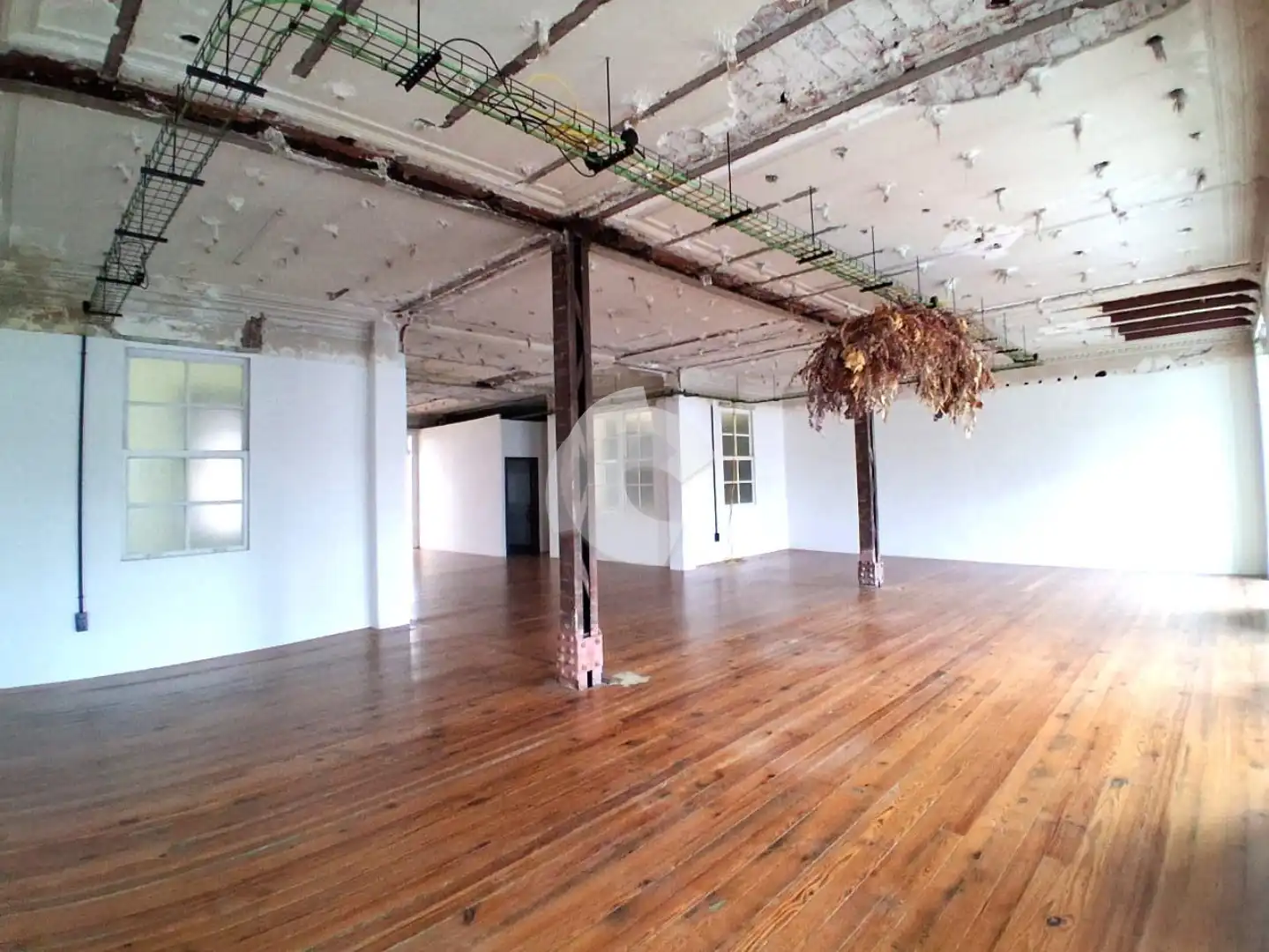 Vista exterior de Oficina de lloguer en A Coruña Capital 