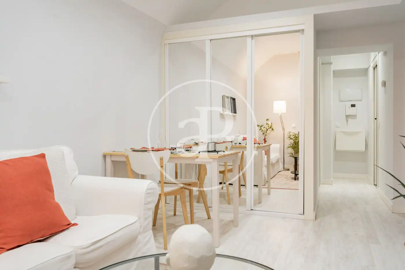 Dining room of Flat for sale in  Madrid Capital  with Air Conditioner, Heating and Furnished