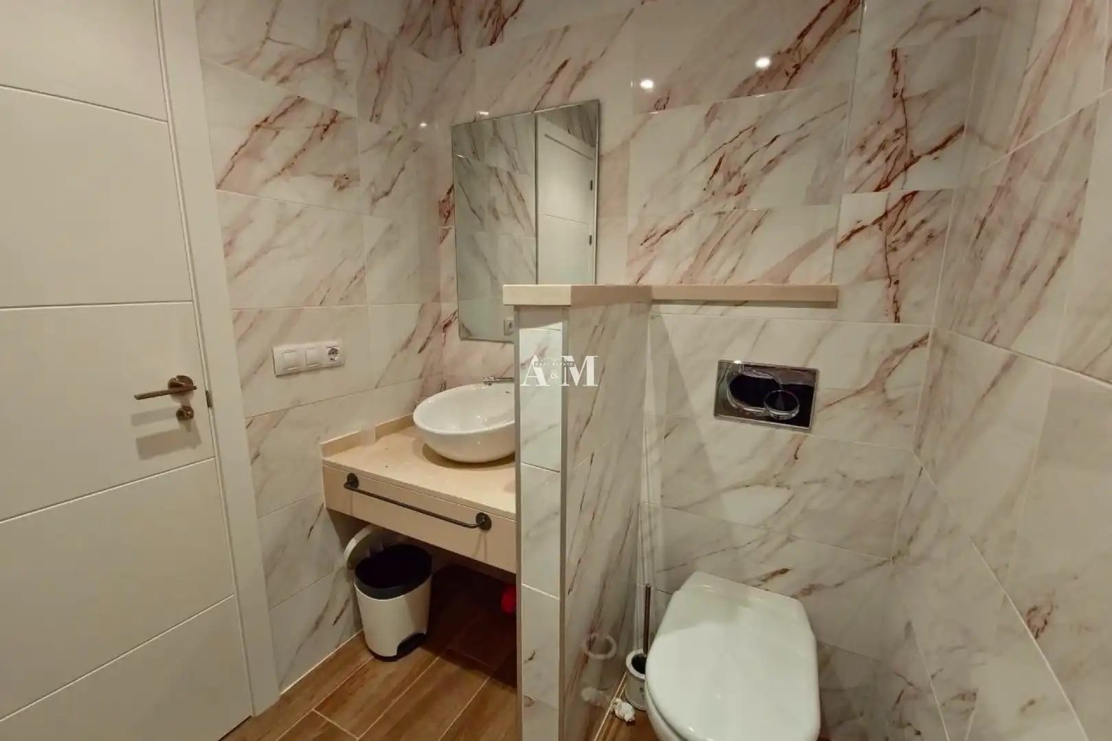 Baño de Casa adosada de alquiler en Orihuela con Aire acondicionado, Terraza y Piscina