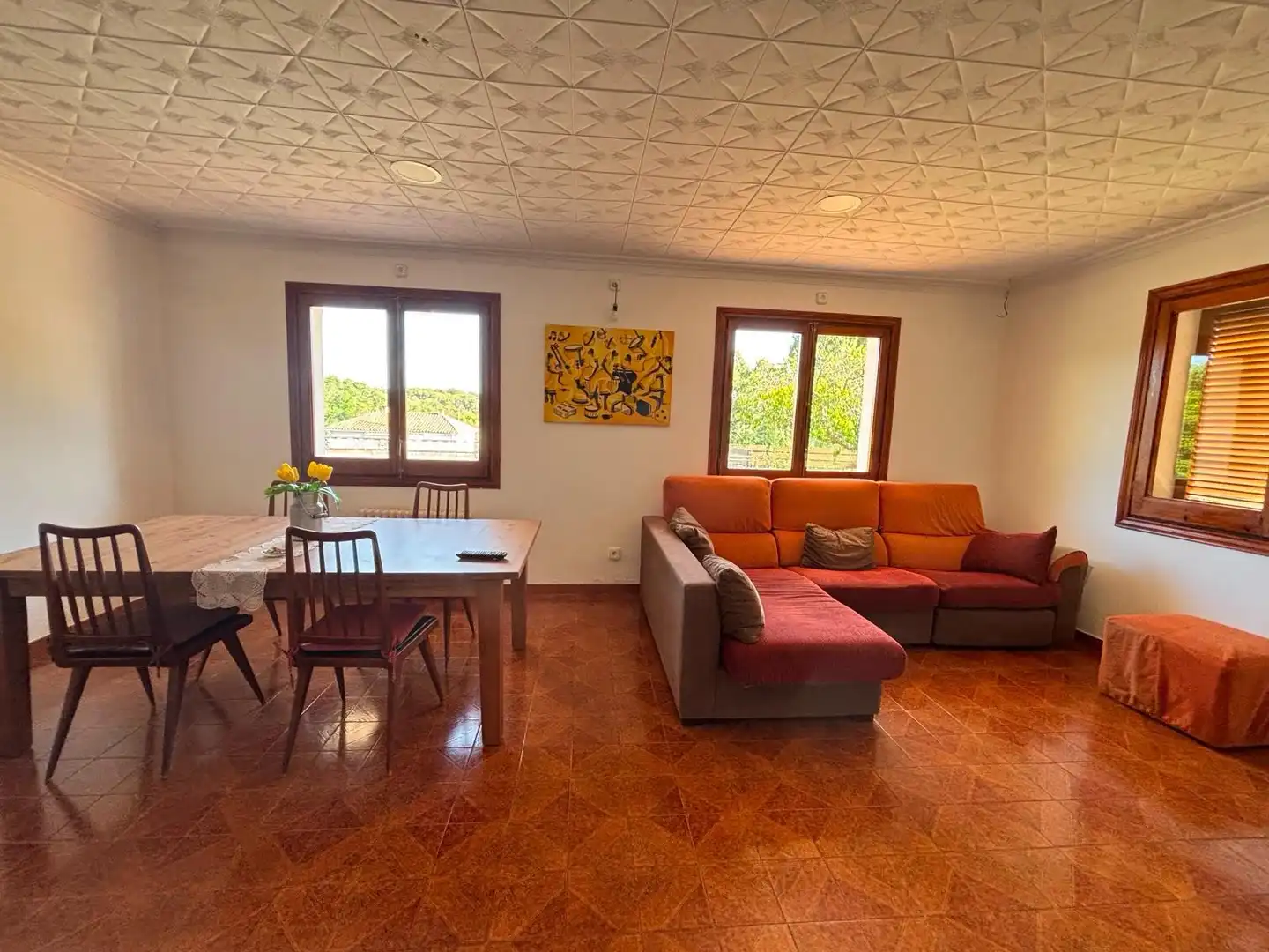 Sala d'estar de Casa o xalet en venda en Llambilles amb Calefacció, Jardí privat i Piscina