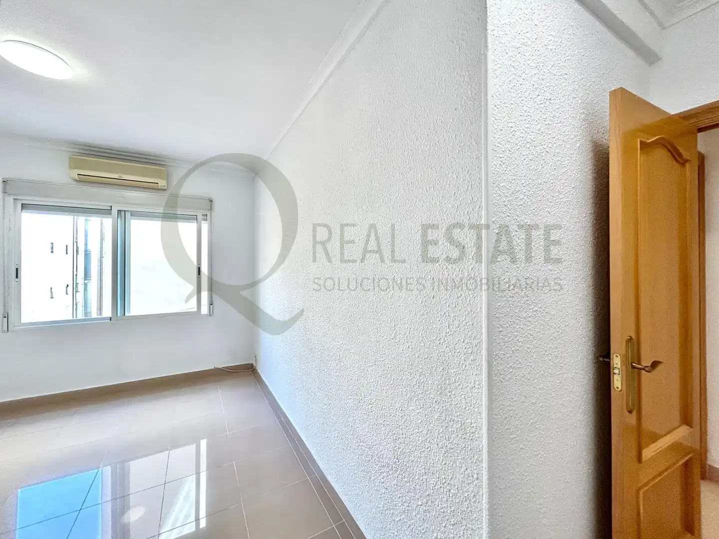 Habitación de Piso de alquiler en Alicante / Alacant con Aire acondicionado, Calefacción y Terraza