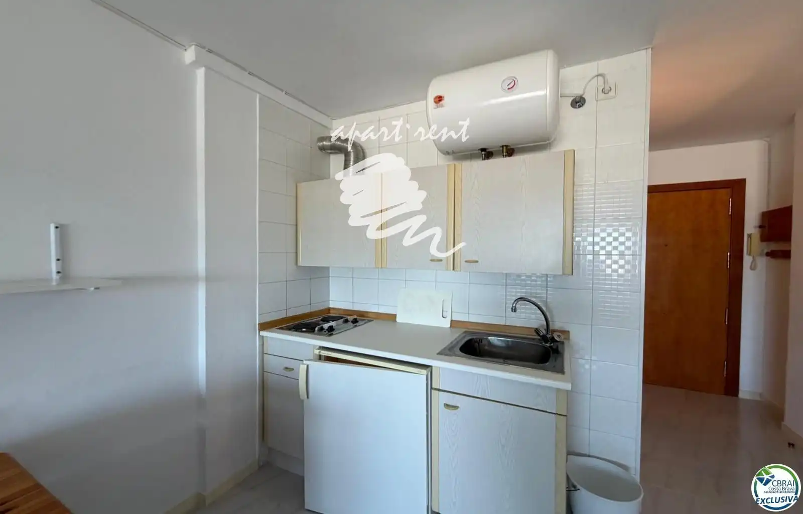 Cocina de Piso en venta en Empuriabrava con Calefacción, Terraza y Amueblado