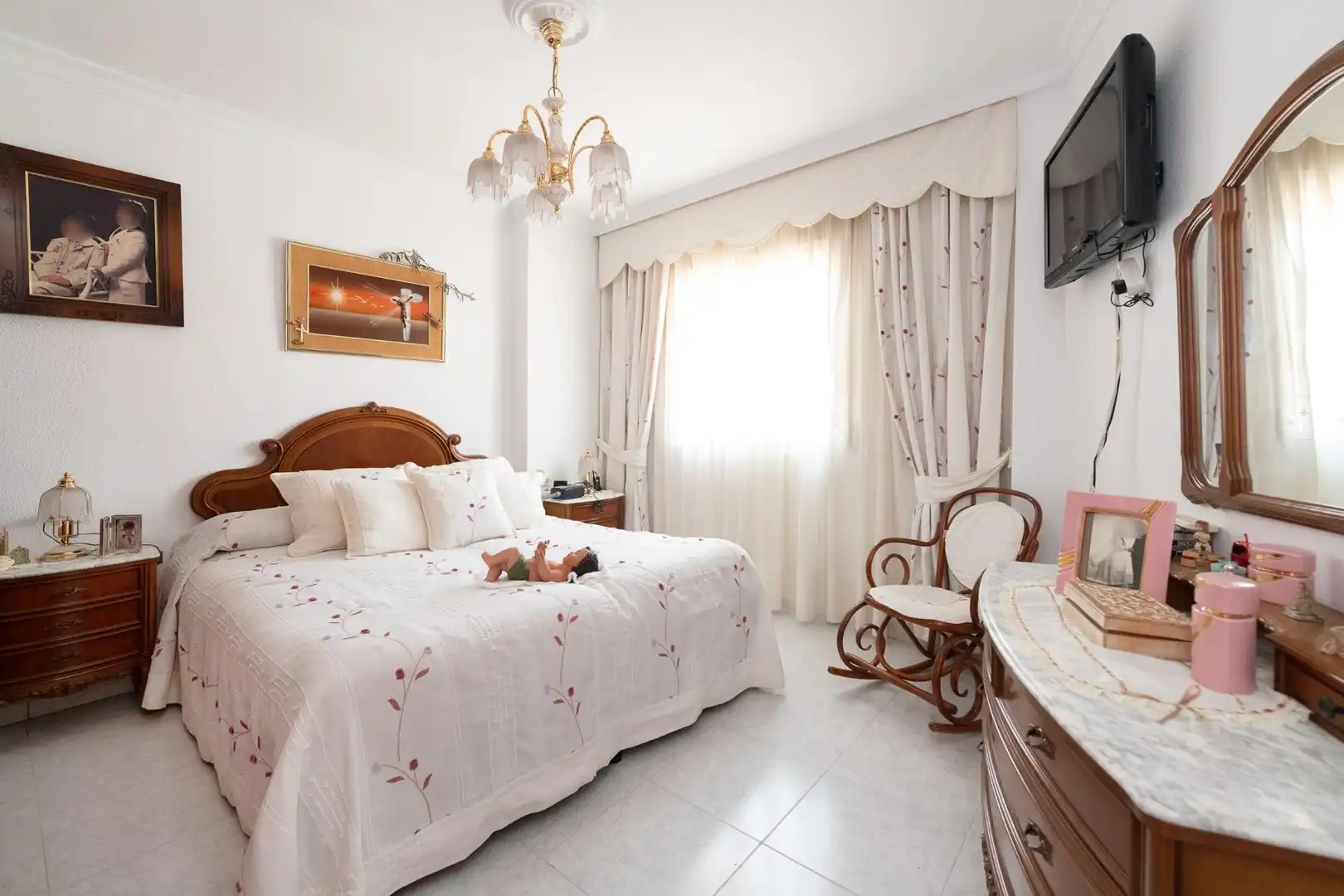 Habitación de Casa adosada en venta en Rincón de la Victoria con Trastero y Piscina comunitaria