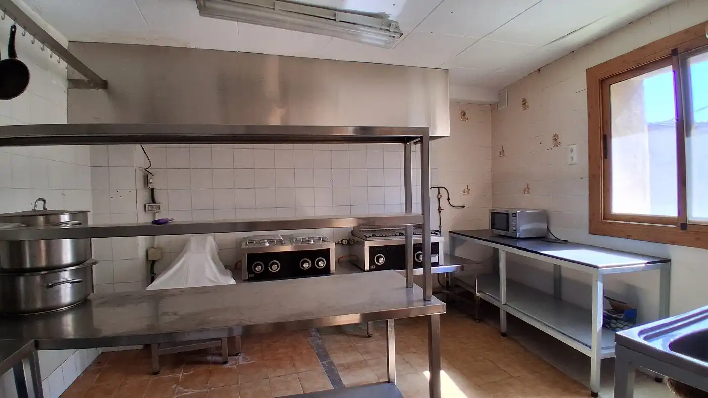 Cuina de Casa adosada en venda en La Vilella Baixa amb Aire condicionat, Calefacció i Terrassa