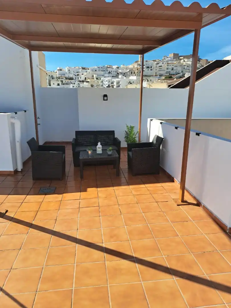Ático con terraza en alquiler en Calle Fábrica Nueva 22, imagen 5