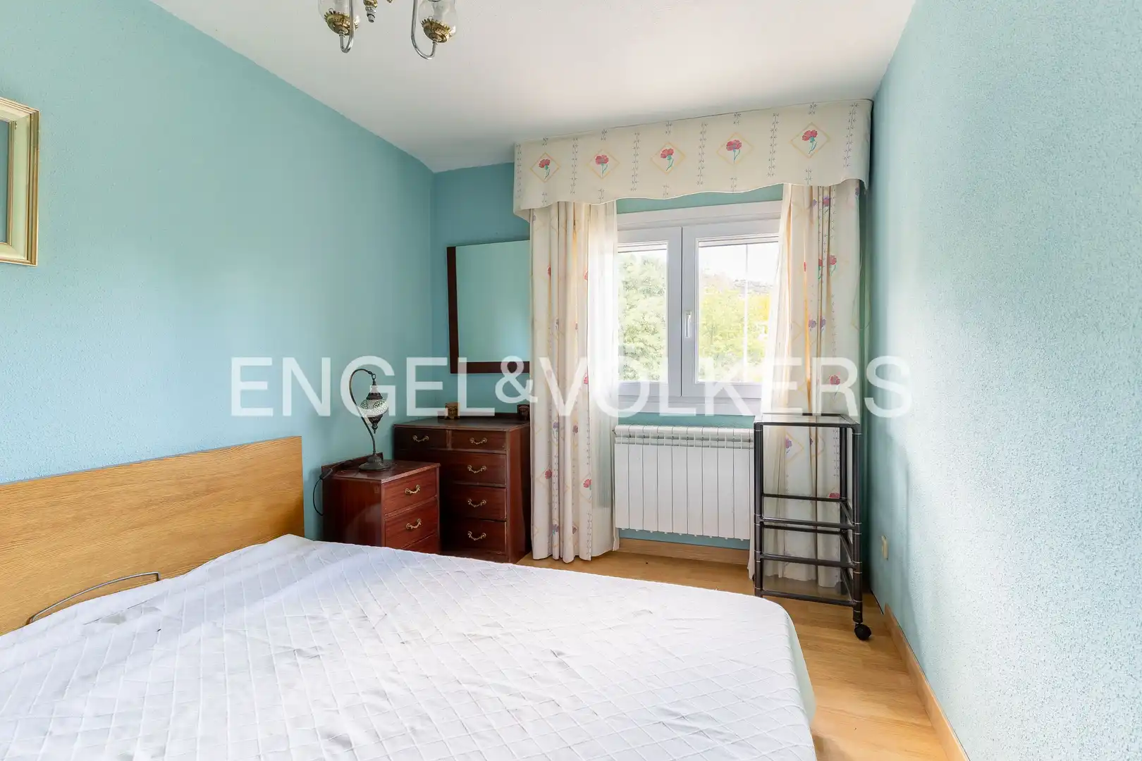 Bedroom of Houses for sale in San Lorenzo de El Escorial  with Heating and Private garden